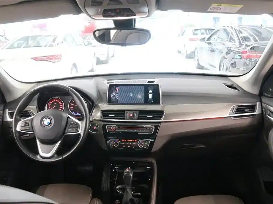 BMW X1 PHEV 2018 xDrive25Le Luxury — миниатюра 5