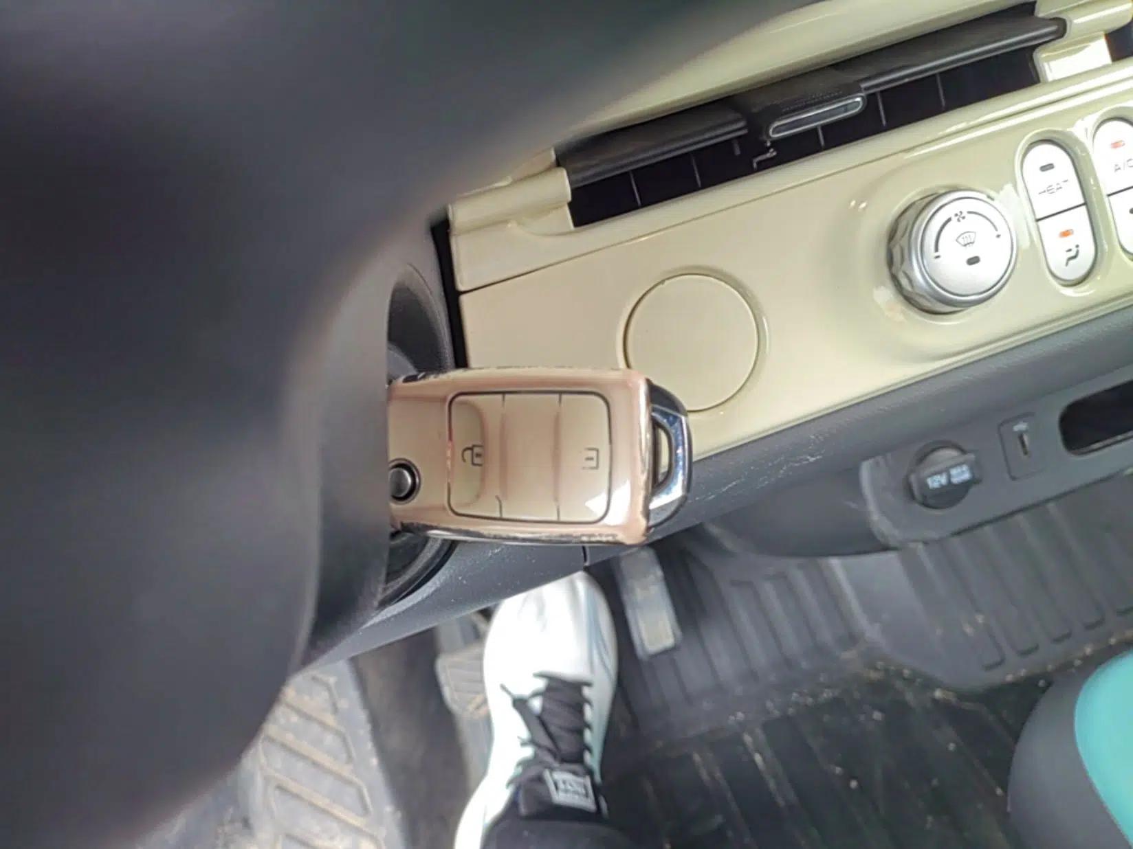 CHANGAN NEVO Lumin 2023 205km Xiangqin Version — миниатюра 12