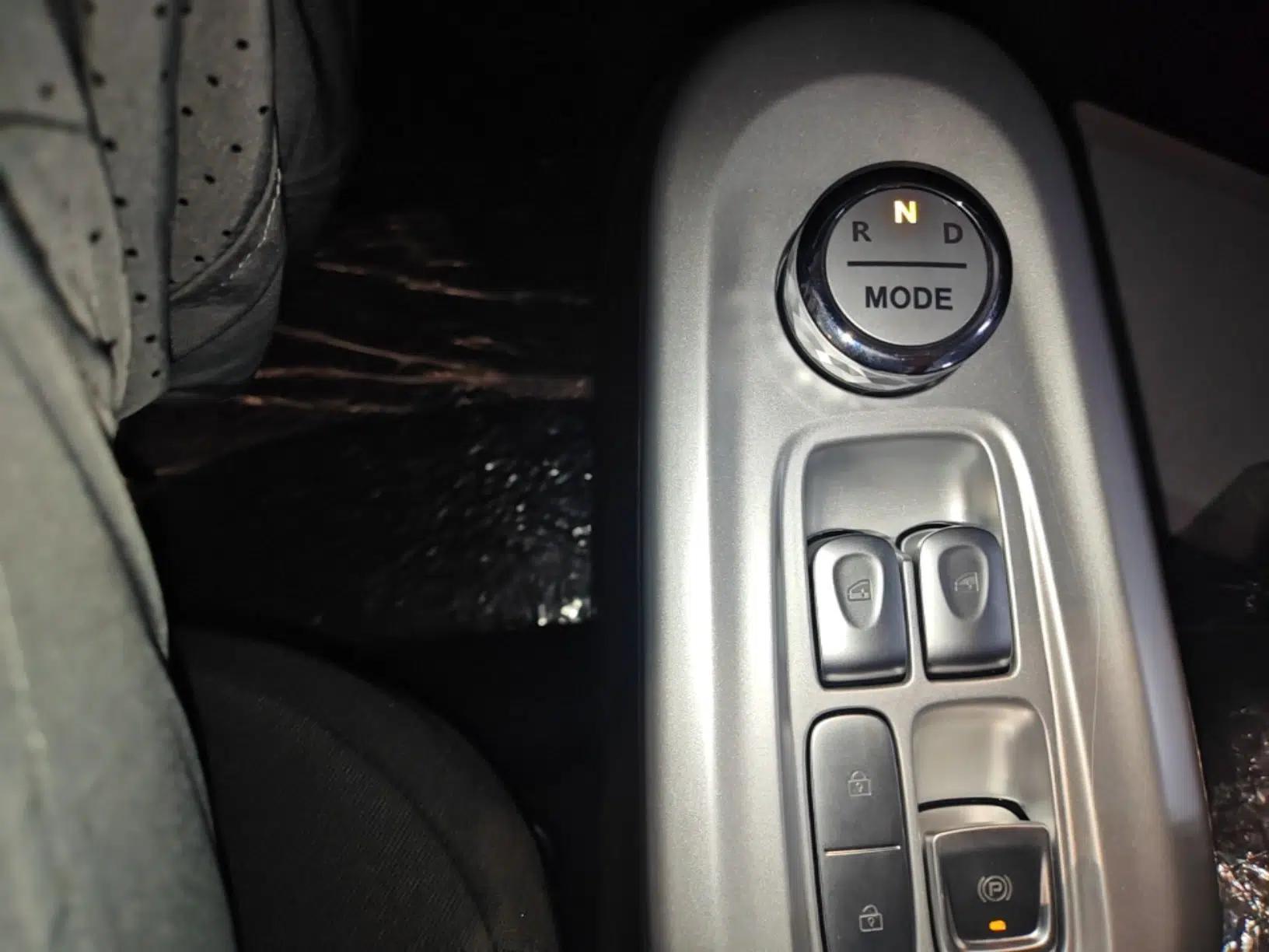 CHANGAN NEVO Lumin 2026 Model Treasure Edition 205km Passionate Beige Ningde — миниатюра 17
