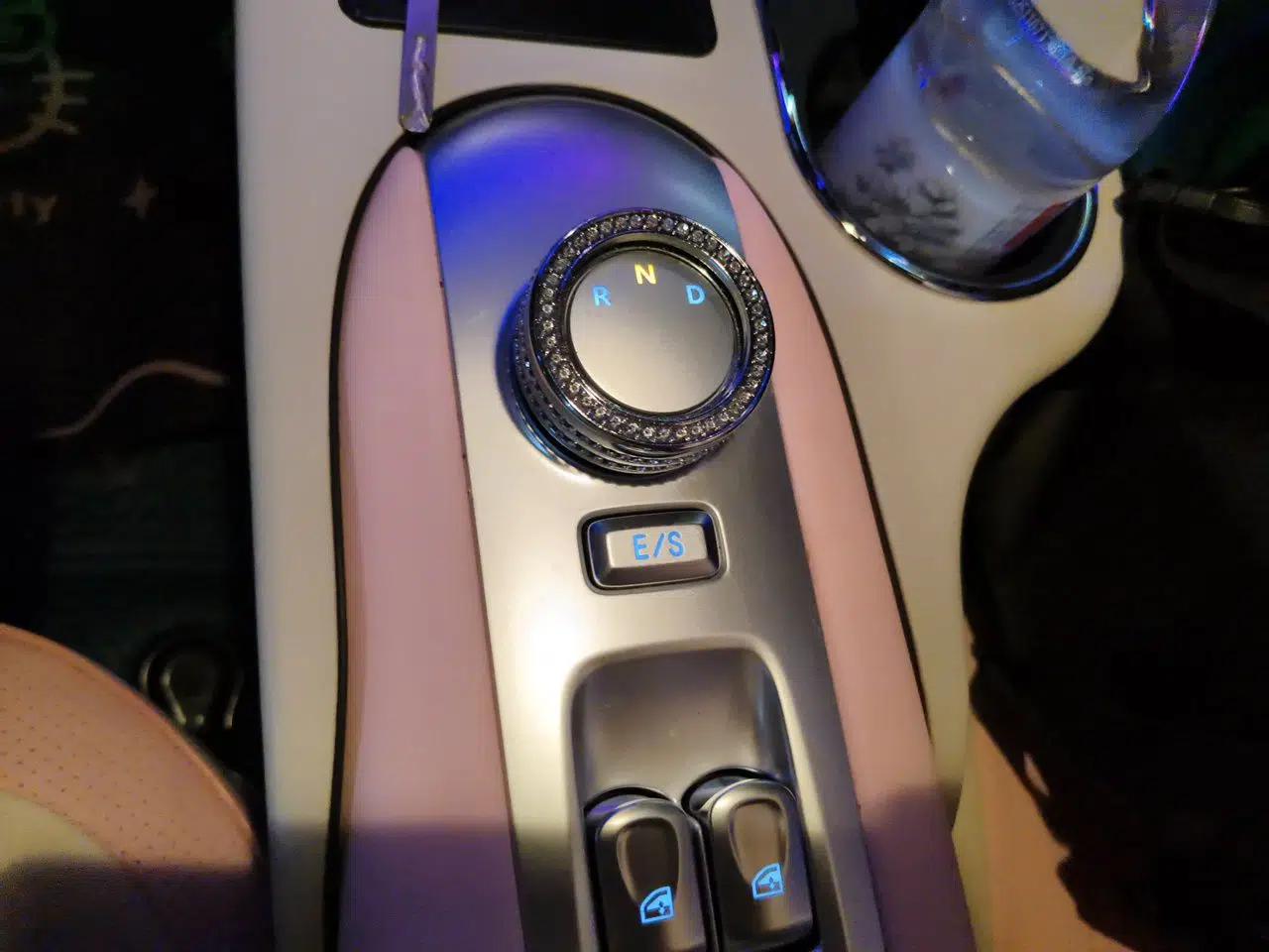 CHANGAN NEVO Lumin 2022 210km Sweet Edition — миниатюра 15