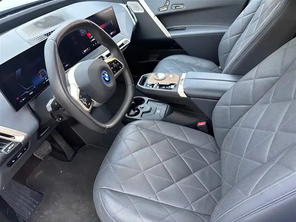 BMW iX M60 2023 Facelift M60 — миниатюра 8