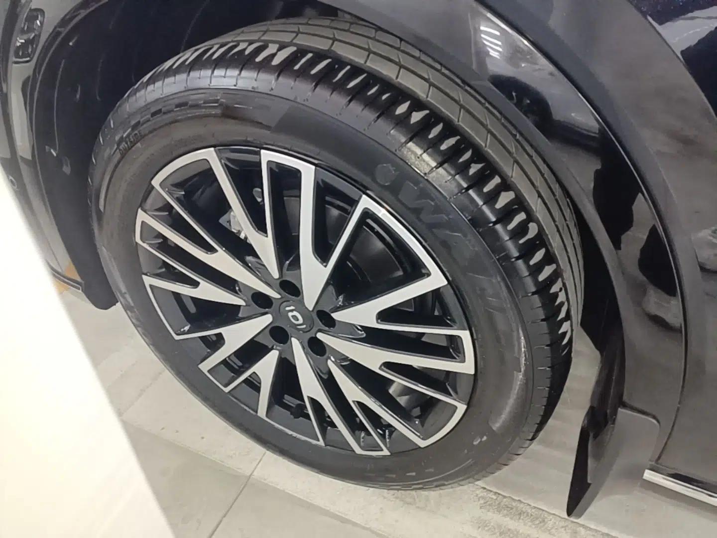 CHANGAN NEVO Q07 2025 215 Prestige Edition — миниатюра 9