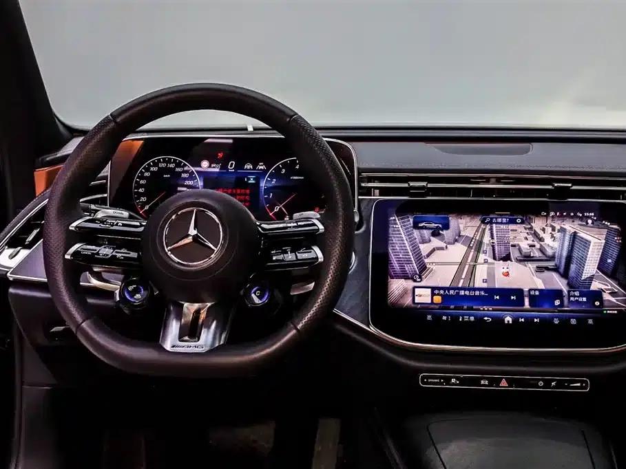 Mercedes-Benz E-Class 2024 Facelift E 300 L Fashion Model — миниатюра 22