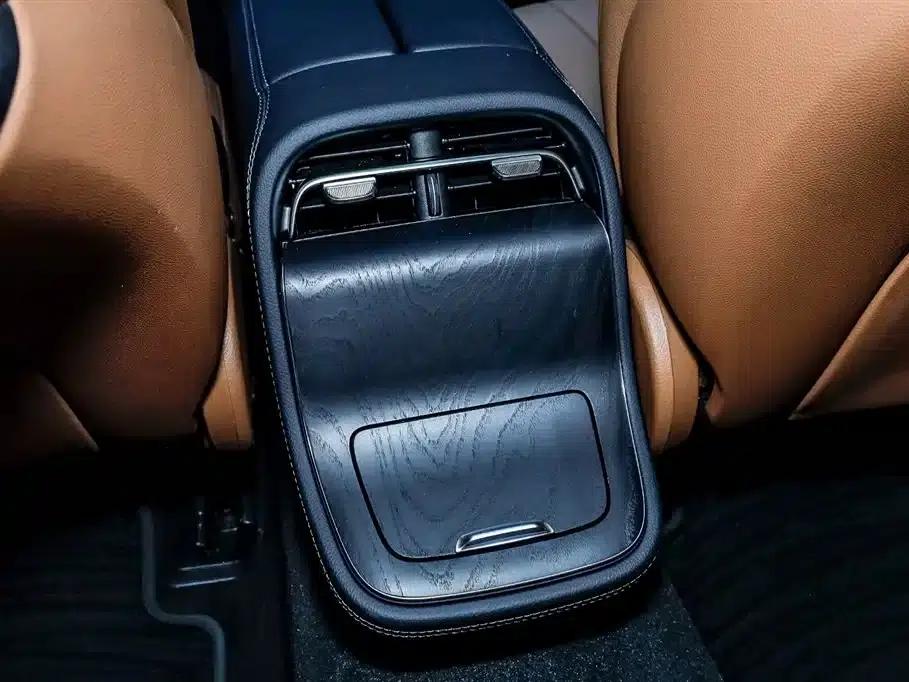 Mercedes-Benz E-Class 2024 Facelift E 300 L Fashion Model — миниатюра 24