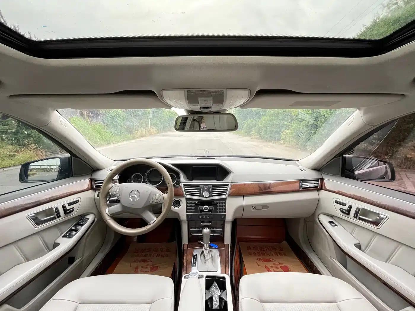 Mercedes-Benz E-Class 2011 E 260 L CGI Fashion Edition — миниатюра 12