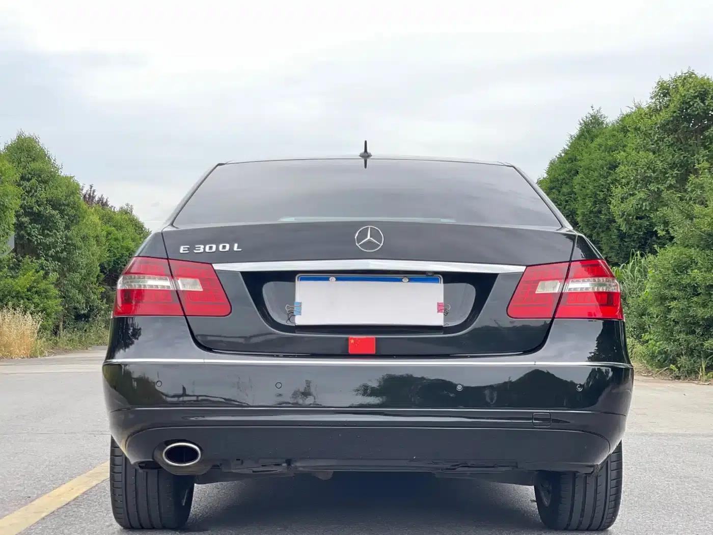 Mercedes-Benz E-Class 2011 E 260 L CGI Fashion Edition — миниатюра 6