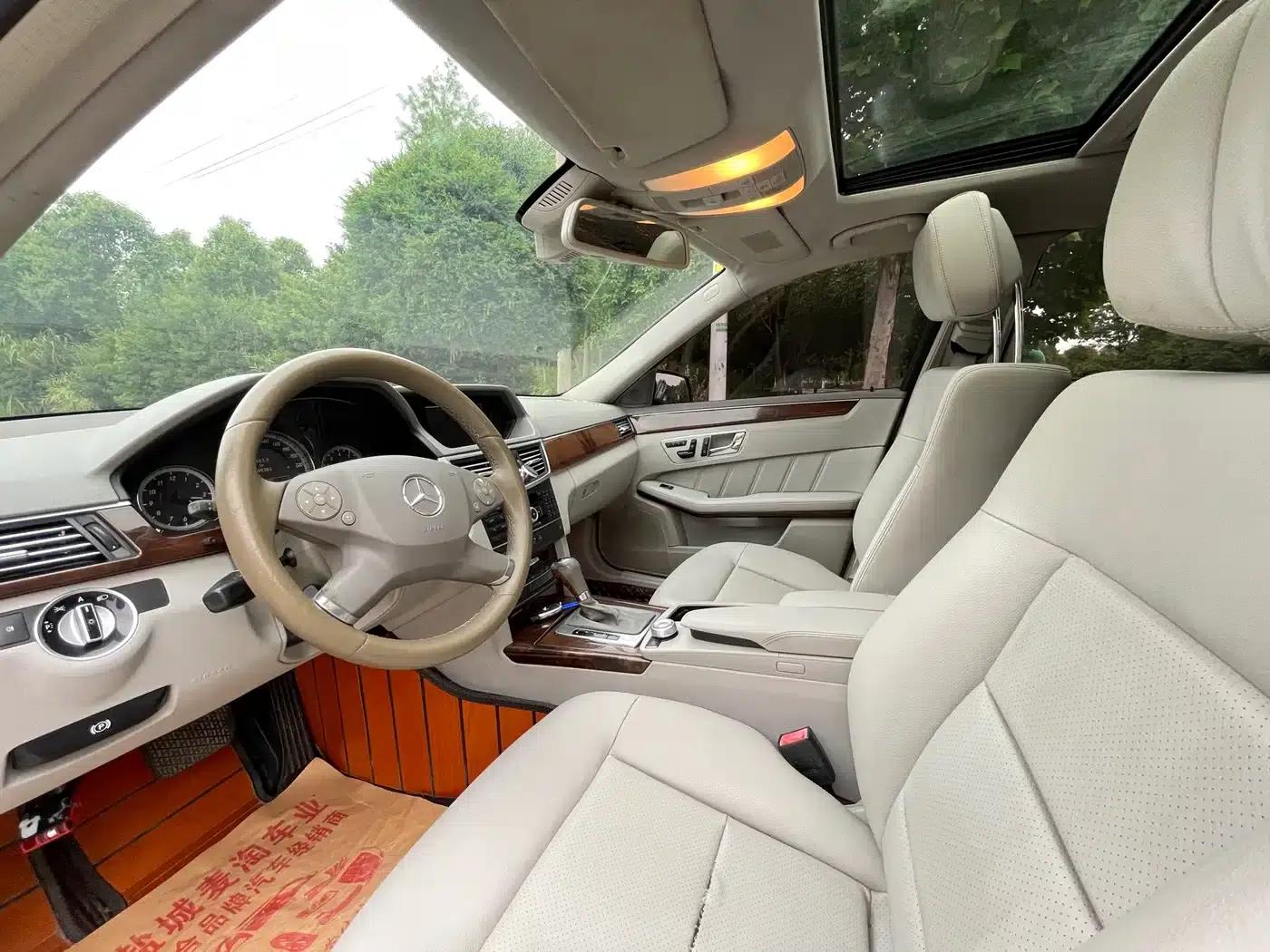 Mercedes-Benz E-Class 2011 E 260 L CGI Fashion Edition — миниатюра 8