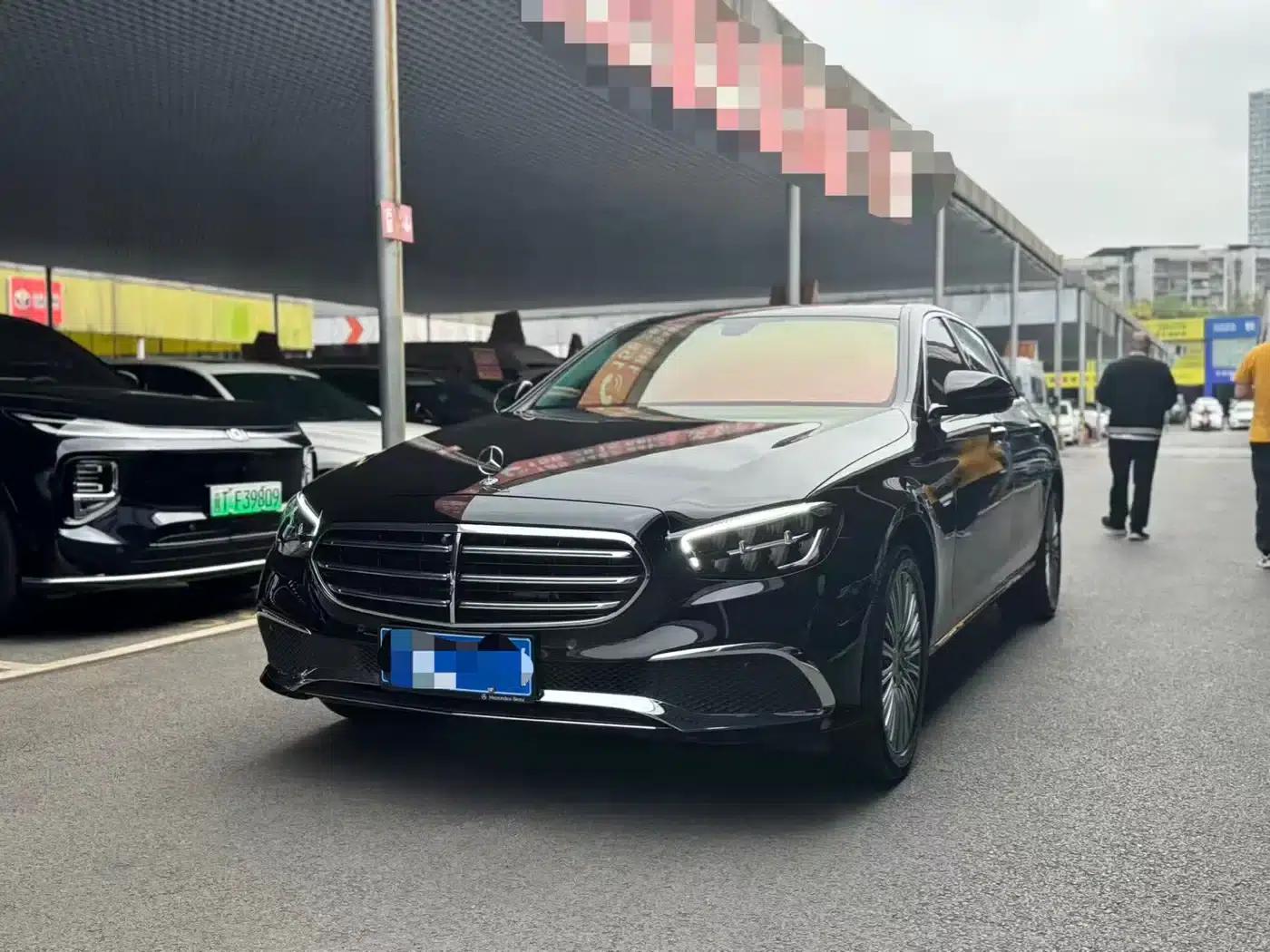 Mercedes-Benz E-Class 2023 E 300 L Fashion Edition — миниатюра 1