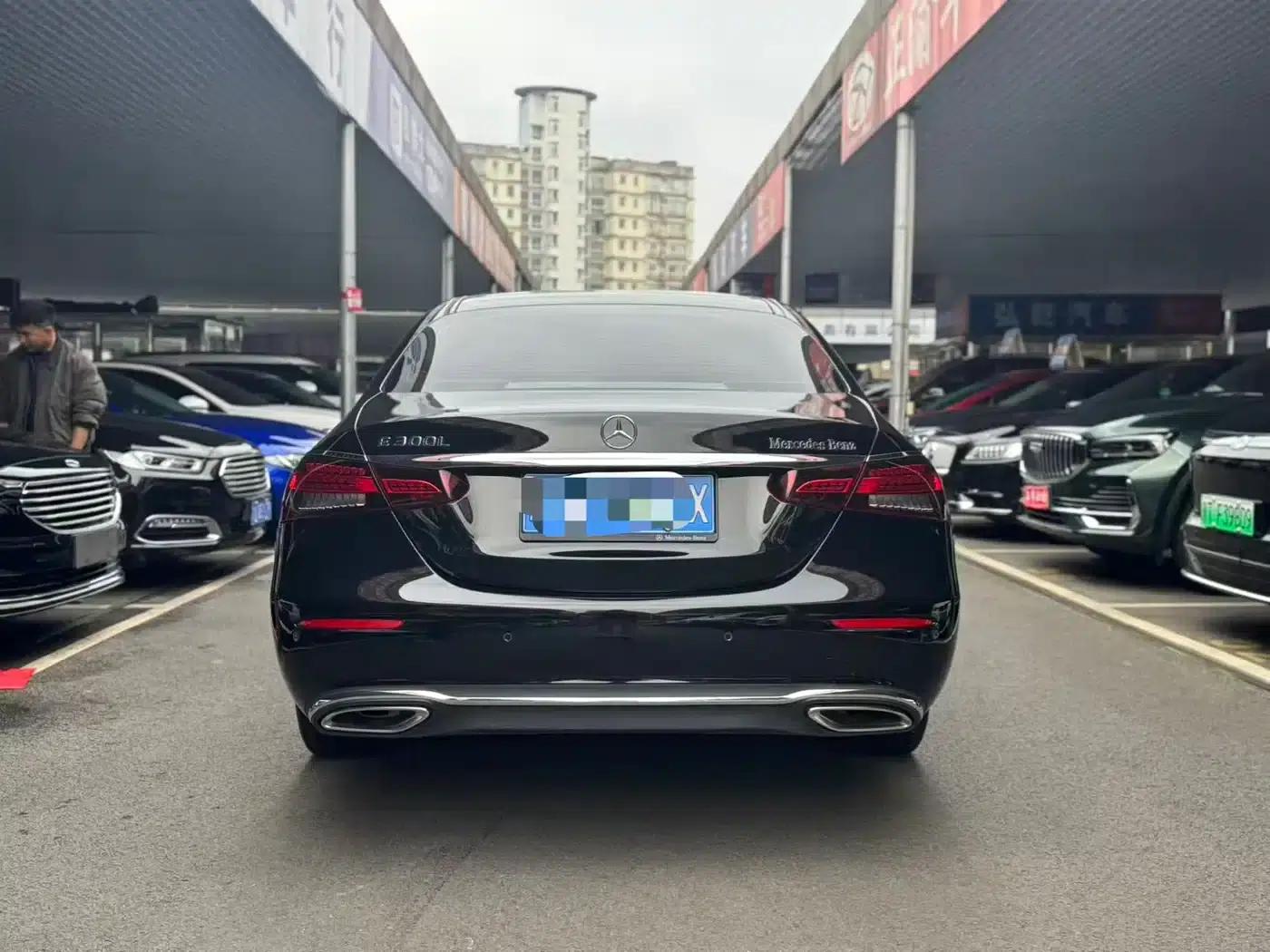 Mercedes-Benz E-Class 2023 E 300 L Fashion Edition — миниатюра 12