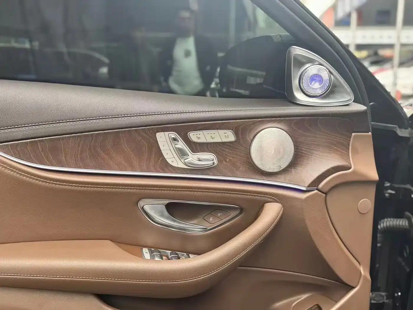 Mercedes-Benz E-Class 2023 E 300 L Fashion Edition — миниатюра 5