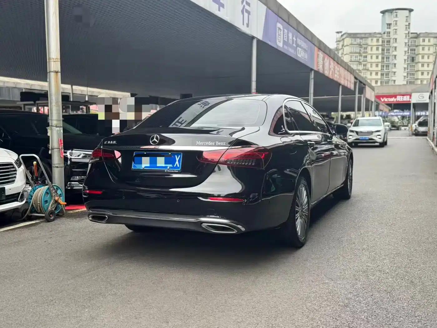 Mercedes-Benz E-Class 2023 E 300 L Fashion Edition — миниатюра 10