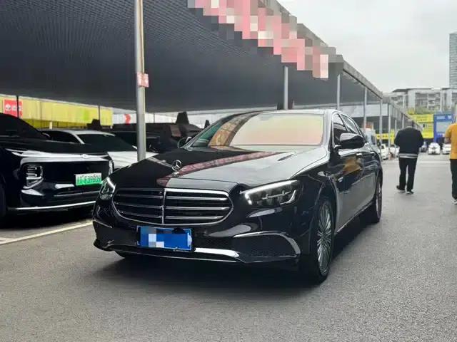 Mercedes-Benz E-Class 2023 E 300 L Fashion Edition