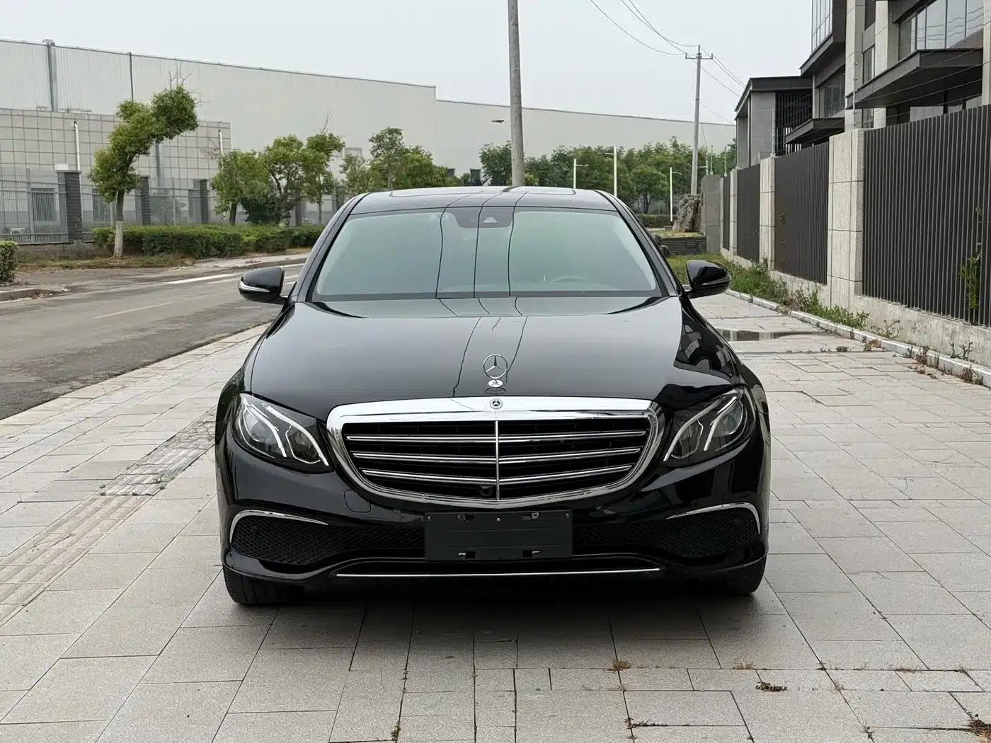 2016 Mercedes-Benz E-Class E 200 L Sport — миниатюра 3