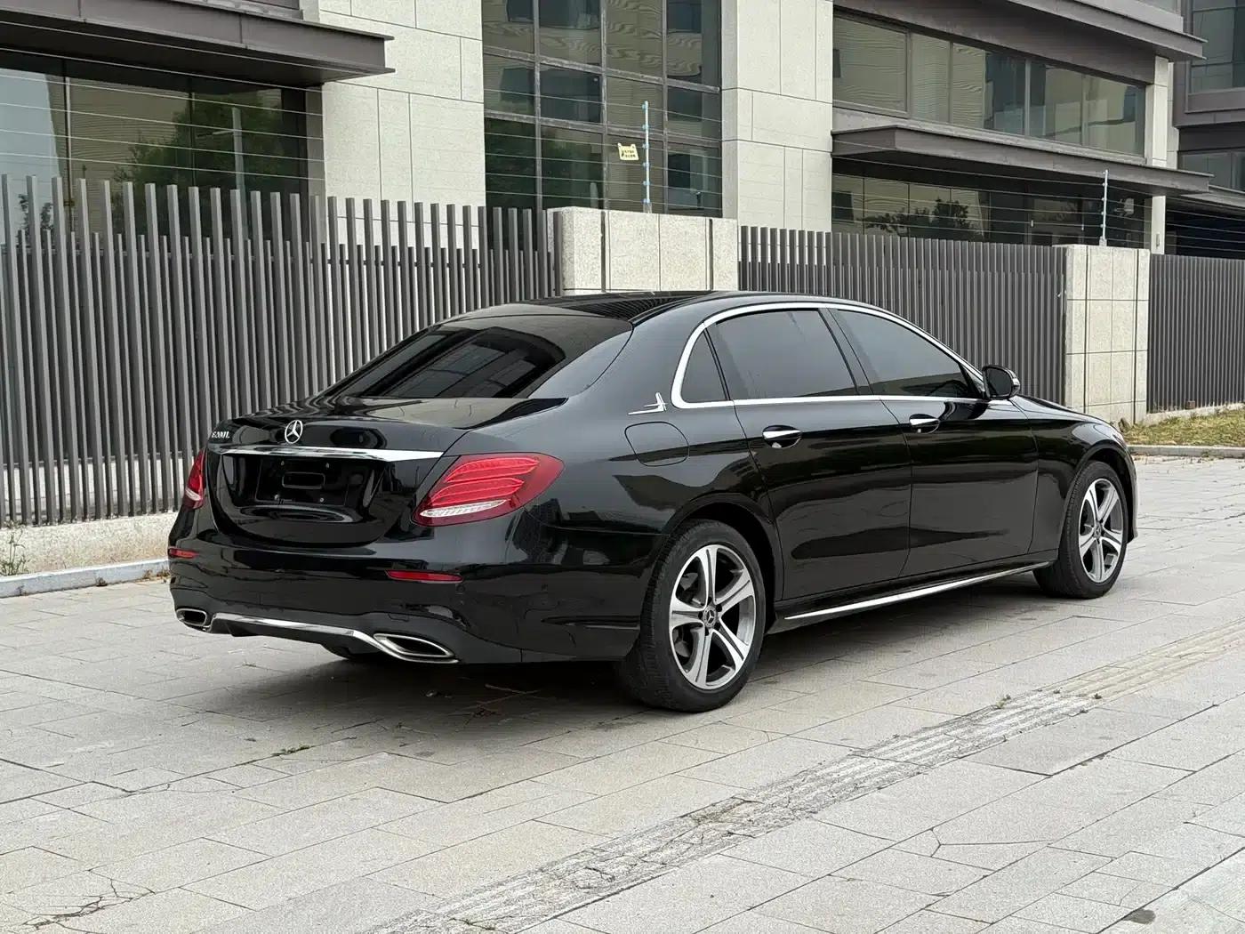 2016 Mercedes-Benz E-Class E 200 L Sport — миниатюра 7