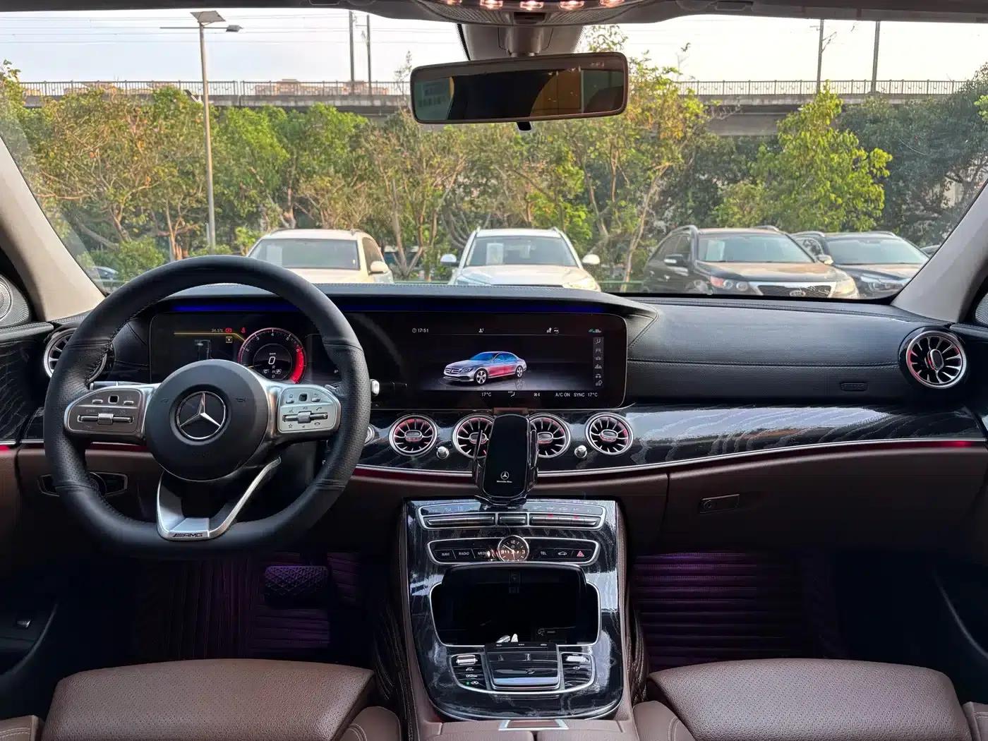 2019 Mercedes-Benz E-Class E 200 L Sport 4MATIC — миниатюра 14