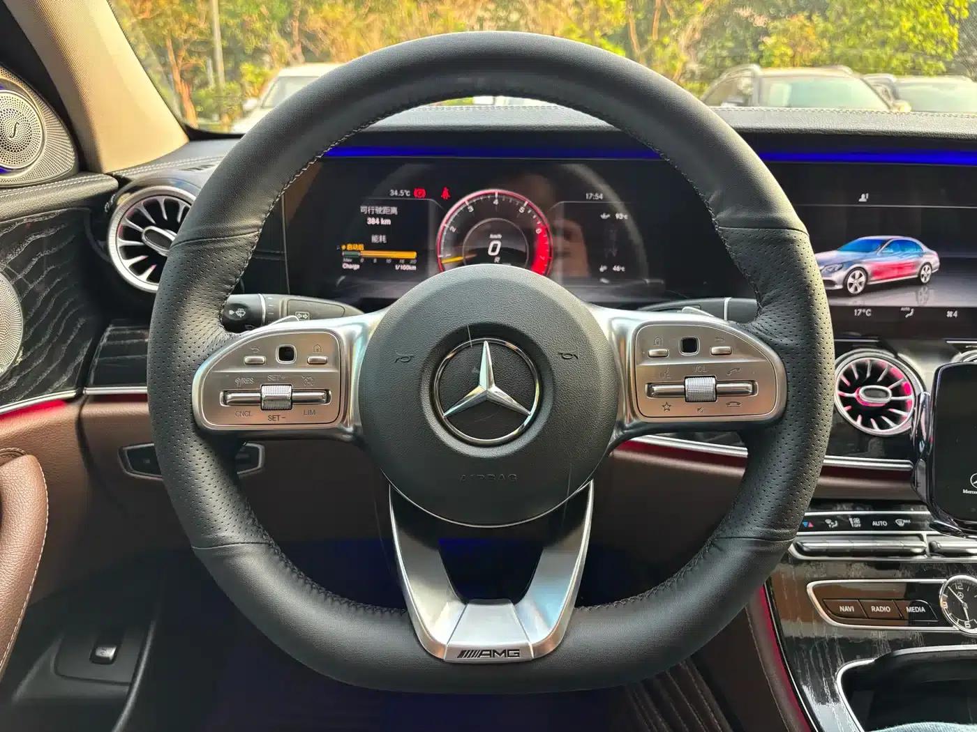 2019 Mercedes-Benz E-Class E 200 L Sport 4MATIC — миниатюра 17