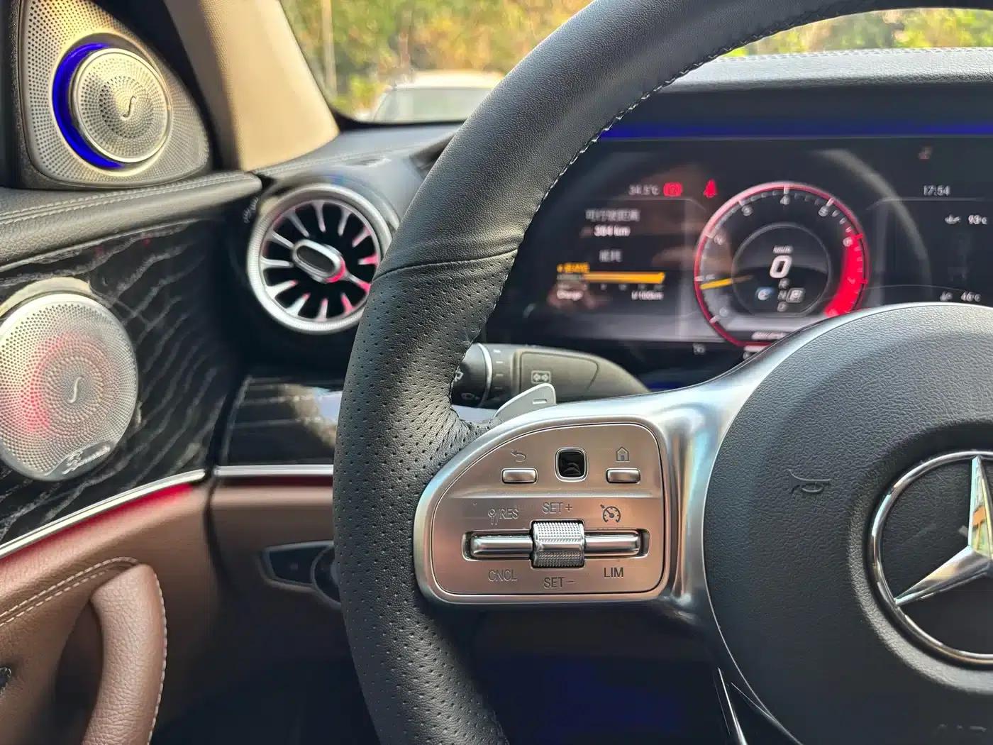 2019 Mercedes-Benz E-Class E 200 L Sport 4MATIC — миниатюра 18