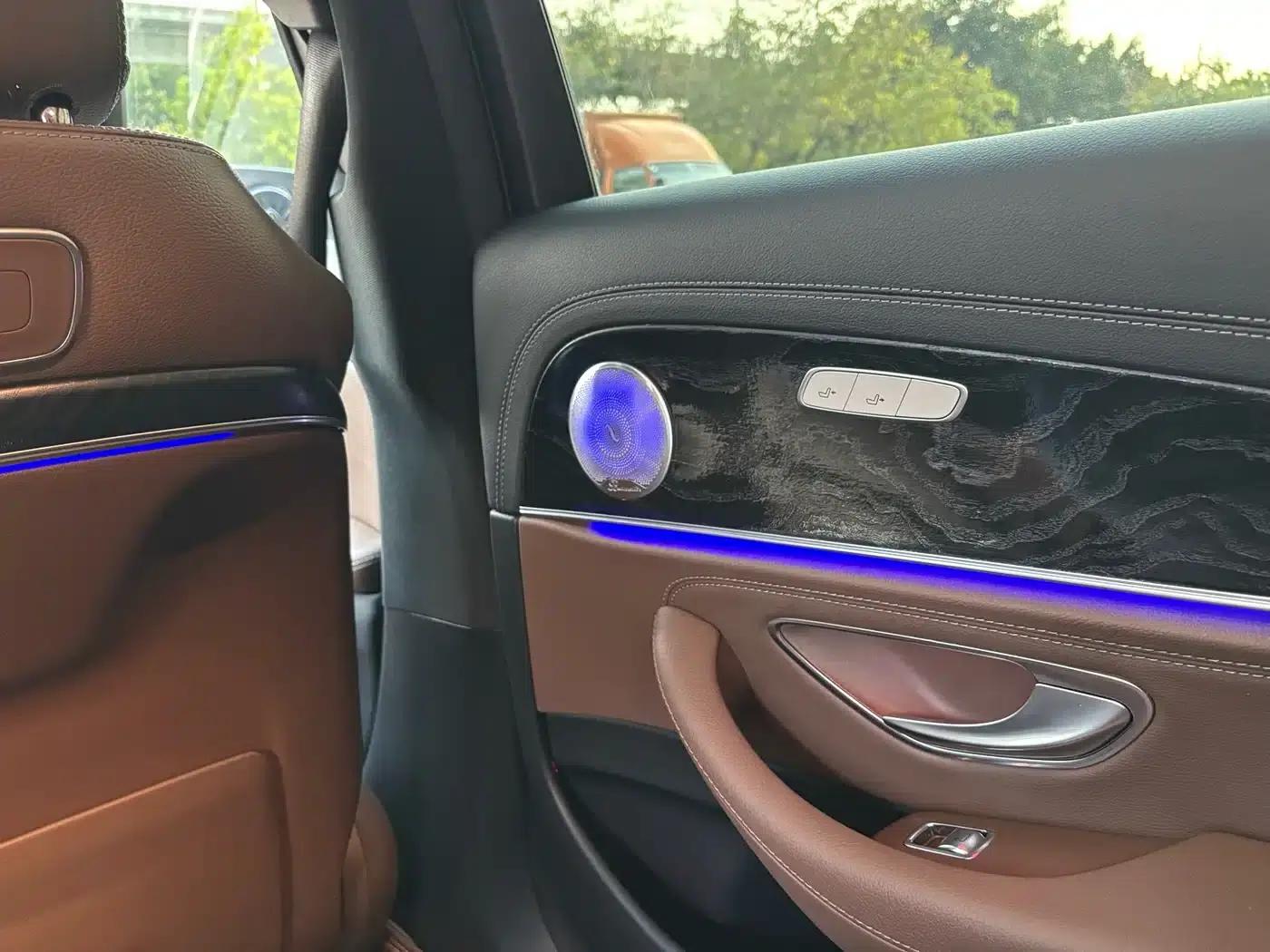 2019 Mercedes-Benz E-Class E 200 L Sport 4MATIC — миниатюра 21