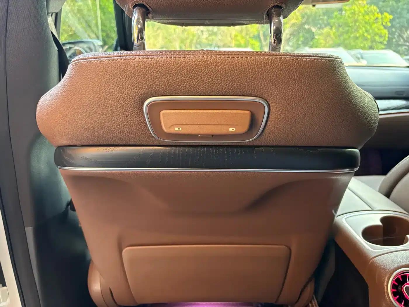 2019 Mercedes-Benz E-Class E 200 L Sport 4MATIC — миниатюра 22
