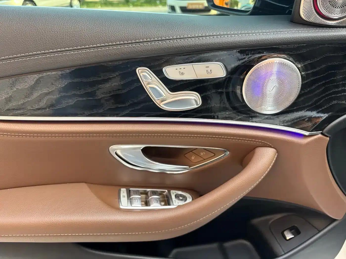 2019 Mercedes-Benz E-Class E 200 L Sport 4MATIC — миниатюра 24
