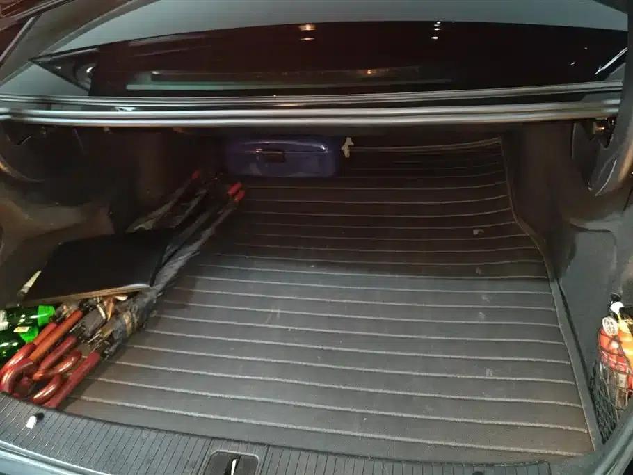 2015 Mercedes-Benz E-Class E 320 L 4MATIC — миниатюра 4