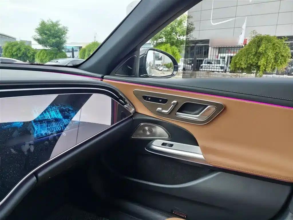 2024 Mercedes-Benz E-Class E 300 L Luxury — миниатюра 14