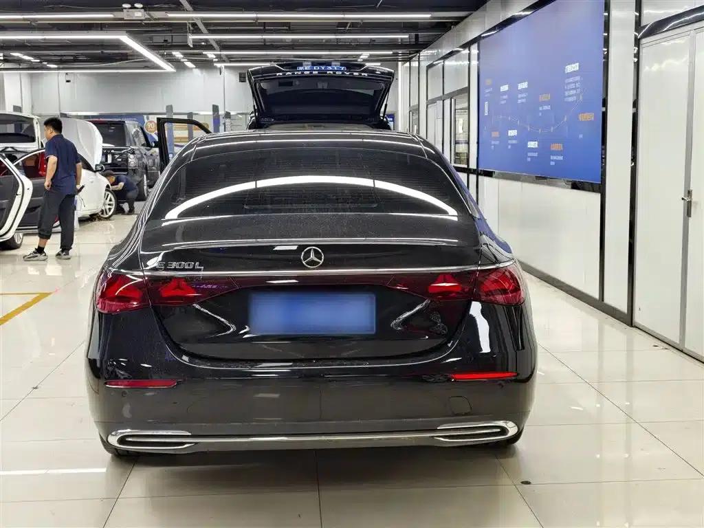 2024 Mercedes-Benz E-Class E 300 L Luxury — миниатюра 25