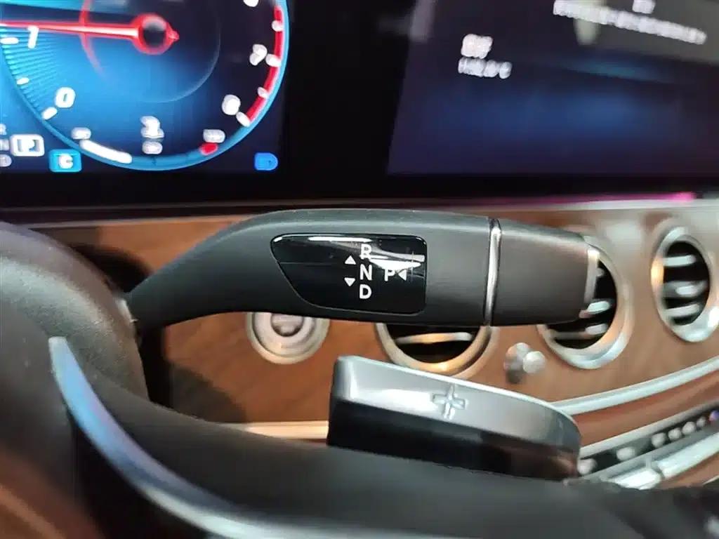 Mercedes-Benz E-Class 2022 Facelift E 300 L Luxury — миниатюра 14