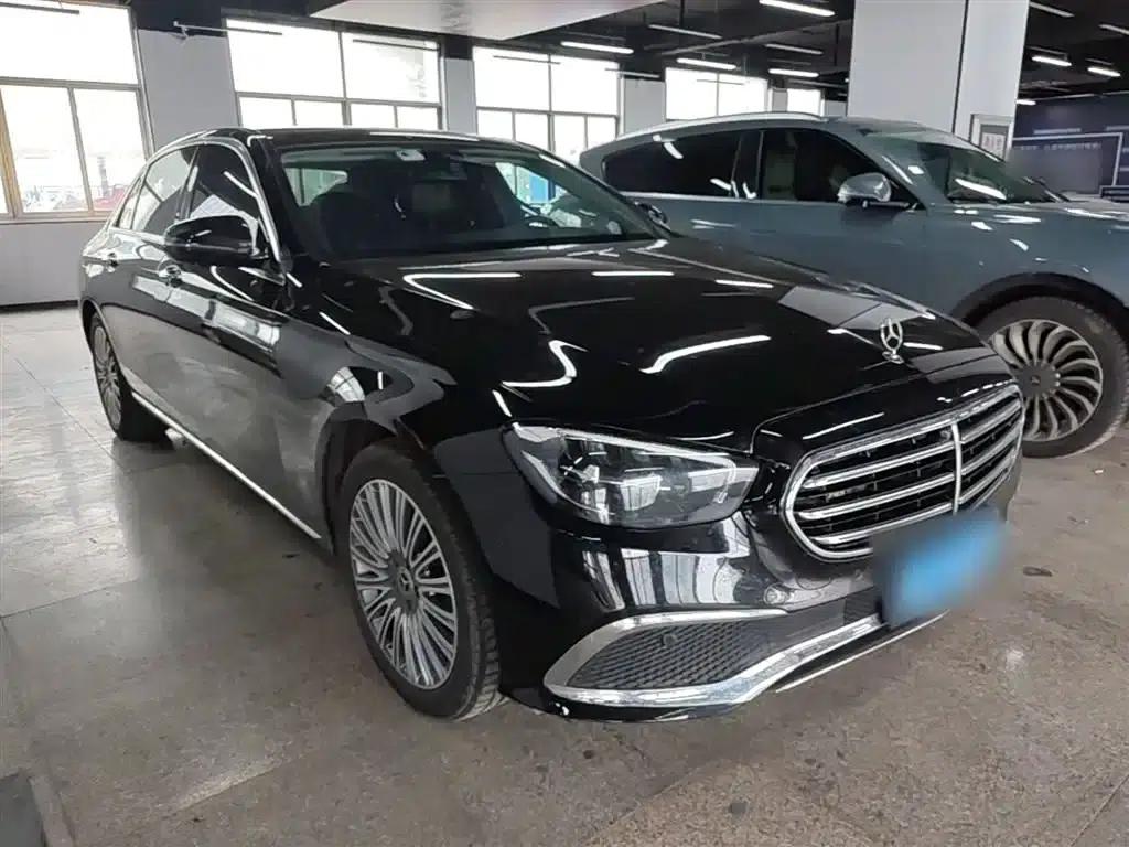 Mercedes-Benz E-Class 2022 Facelift E 300 L Luxury — миниатюра 4