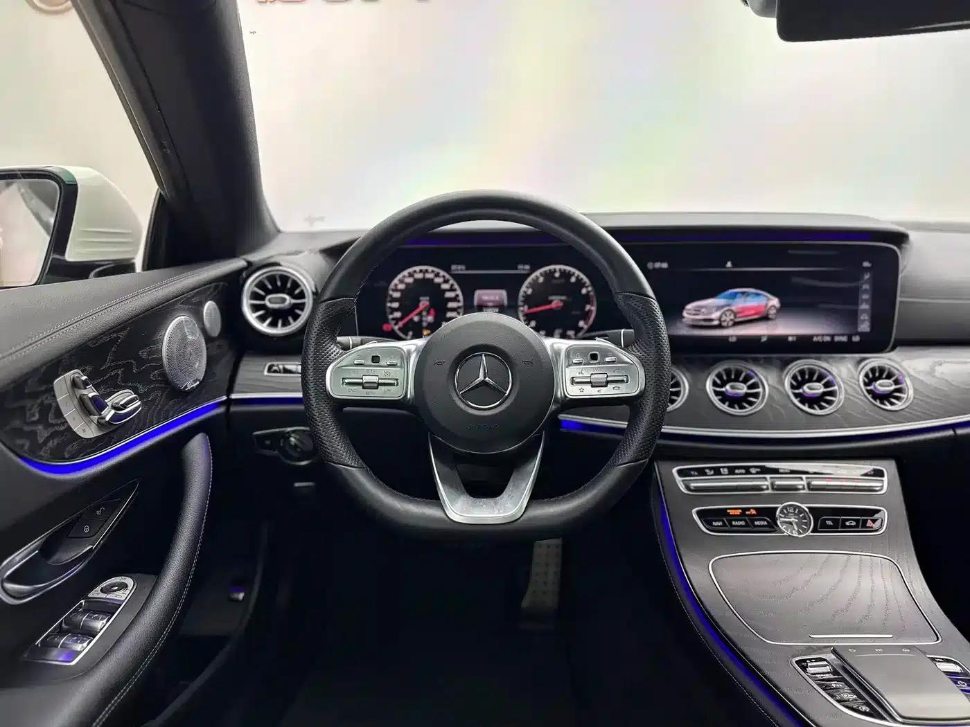 Imported Mercedes-Benz E-Class 2019 E 300 Coupe — миниатюра 10