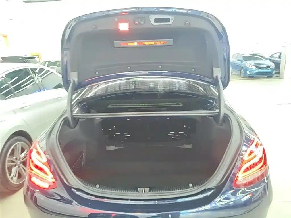 2017 Mercedes-Benz C-Class C 200 L Sport Edition — миниатюра 19