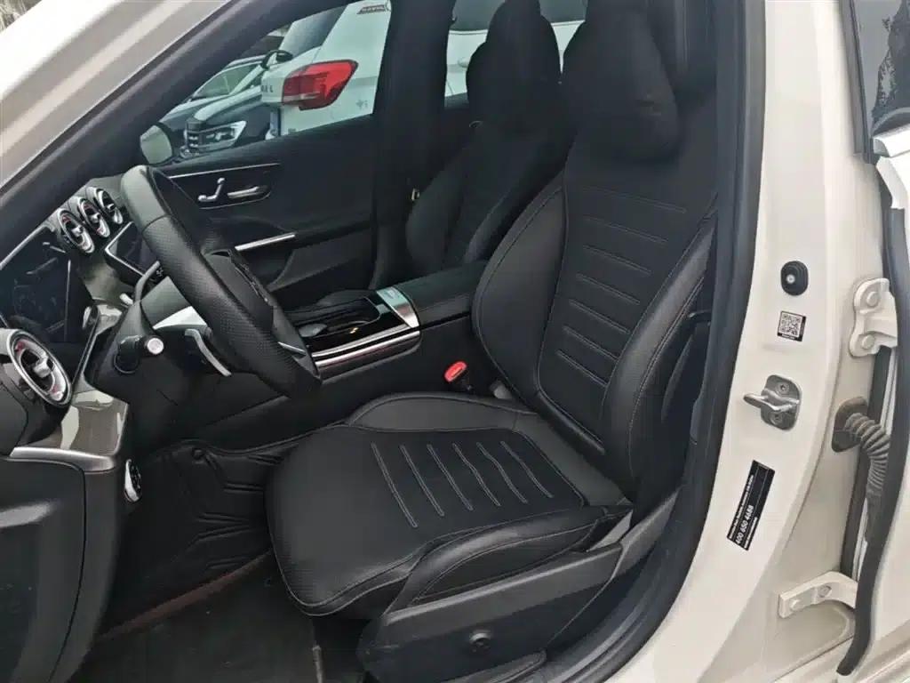 Mercedes-Benz C-Class 2024 Facelift C 260 L Sport Edition — миниатюра 15
