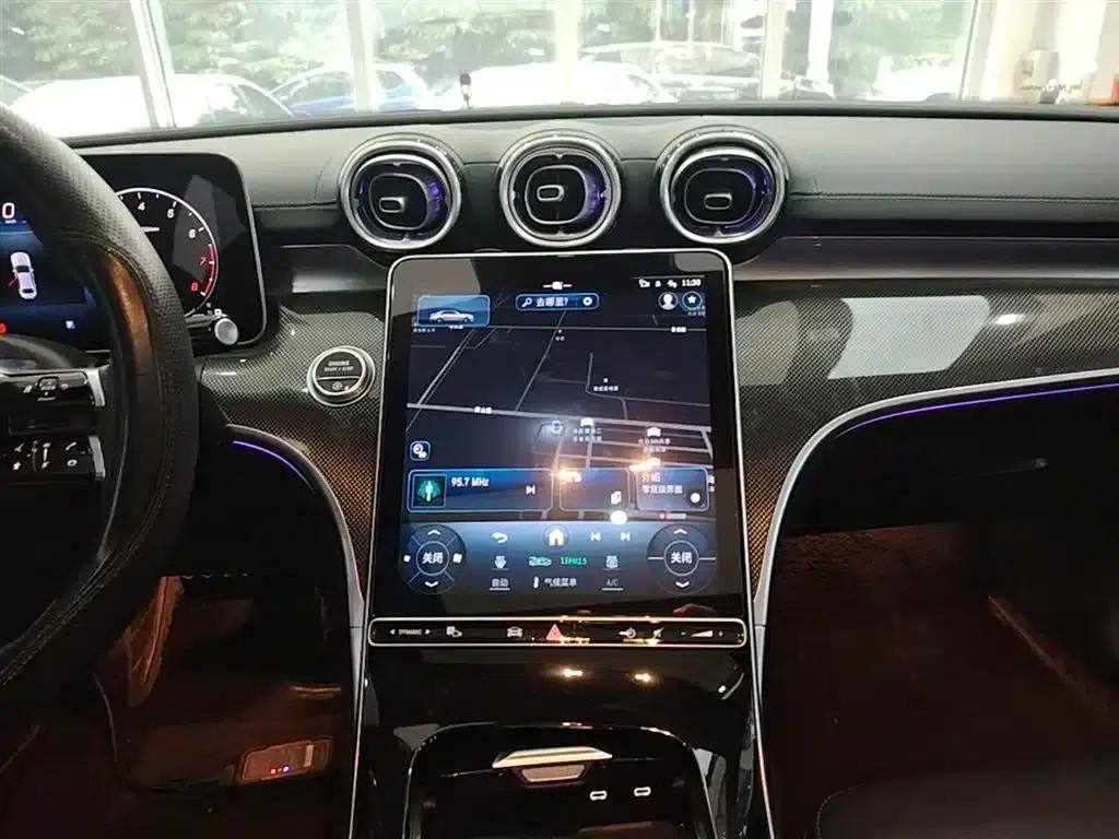 2023 Mercedes-Benz C-Class C 260 L Sport Edition — миниатюра 13
