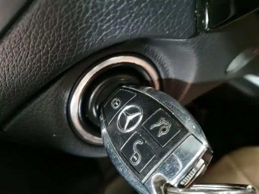 Mercedes-Benz C-Class 2013 C 260 Fashion Grand Edition — миниатюра 17