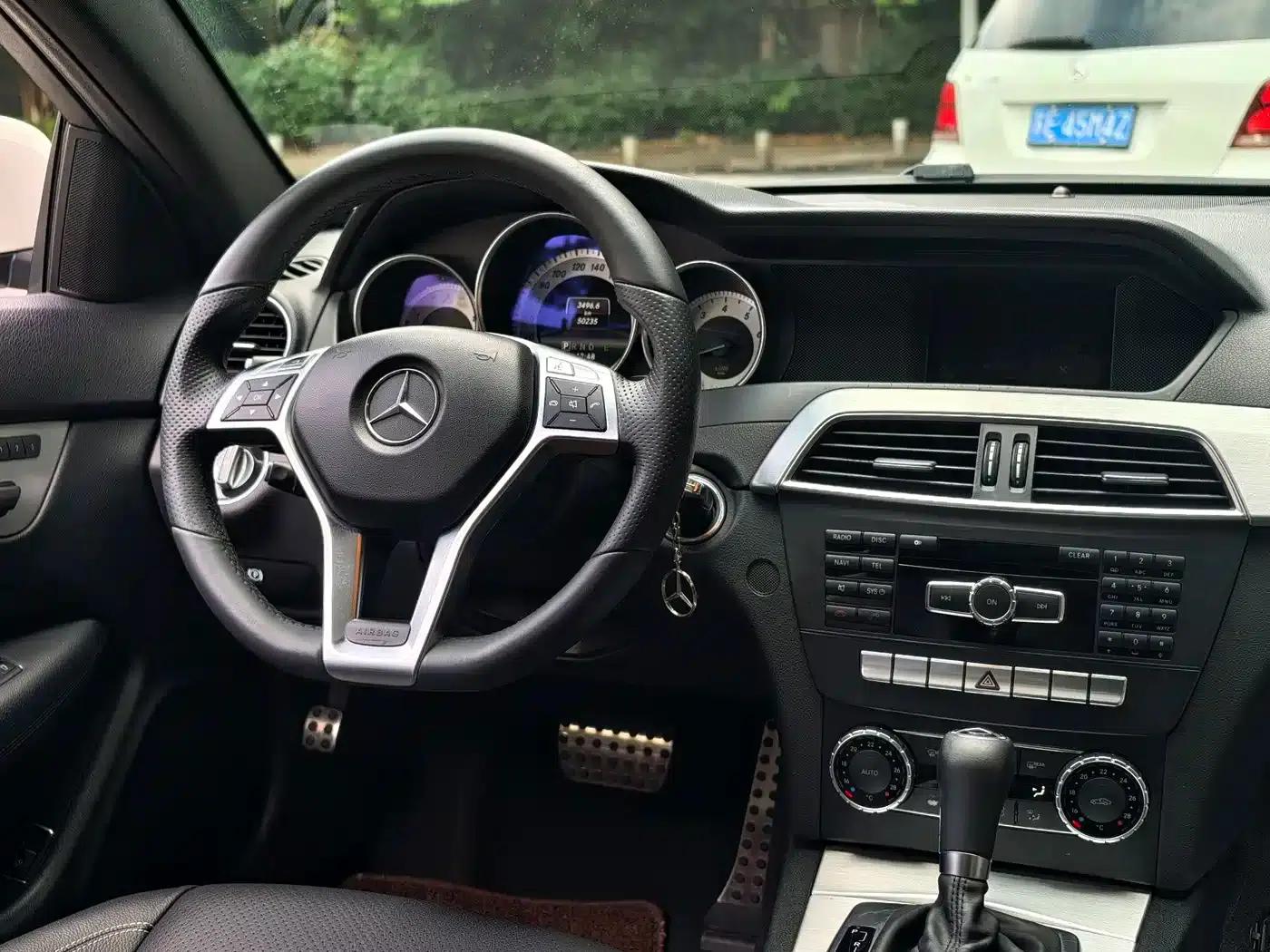 Imported Mercedes-Benz C-Class 2013 C 180 Coupe — миниатюра 6