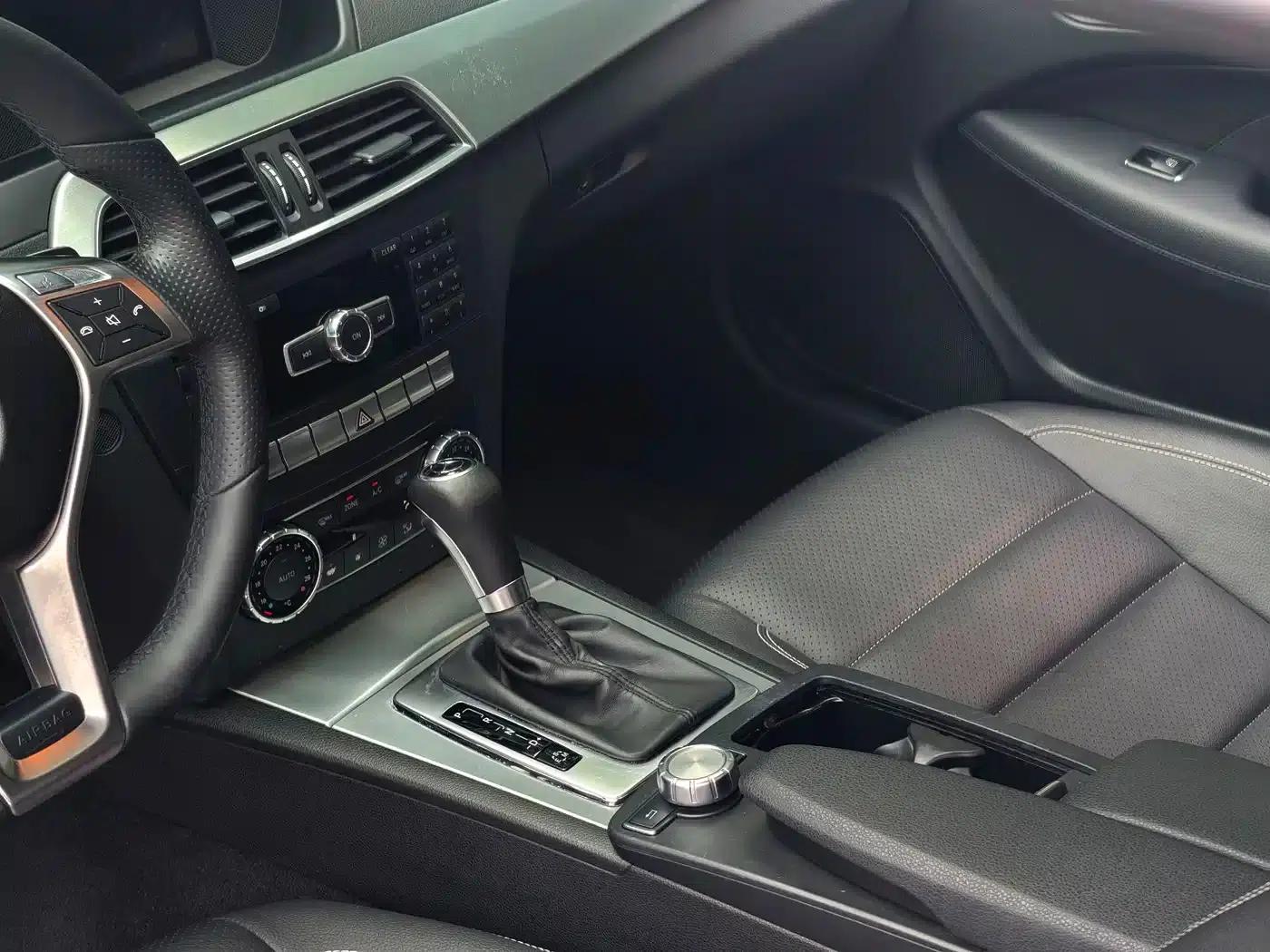 Imported Mercedes-Benz C-Class 2013 C 180 Coupe — миниатюра 8