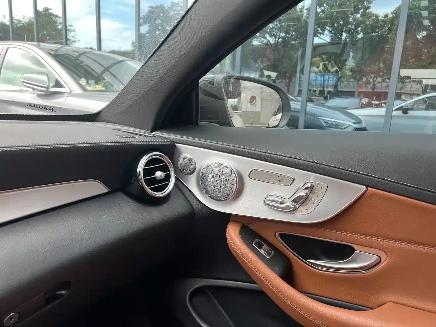Imported Mercedes-Benz C-Class 2018 C 200 Coupe — миниатюра 8