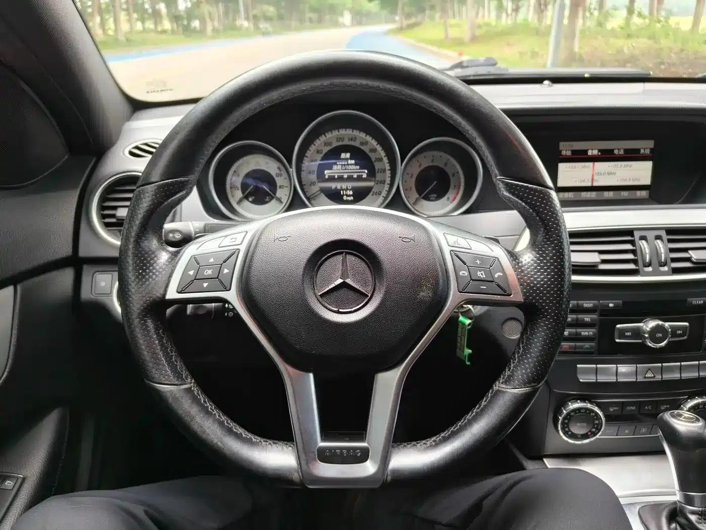 Imported Mercedes-Benz C-Class 2013 C 180 Coupe — миниатюра 17