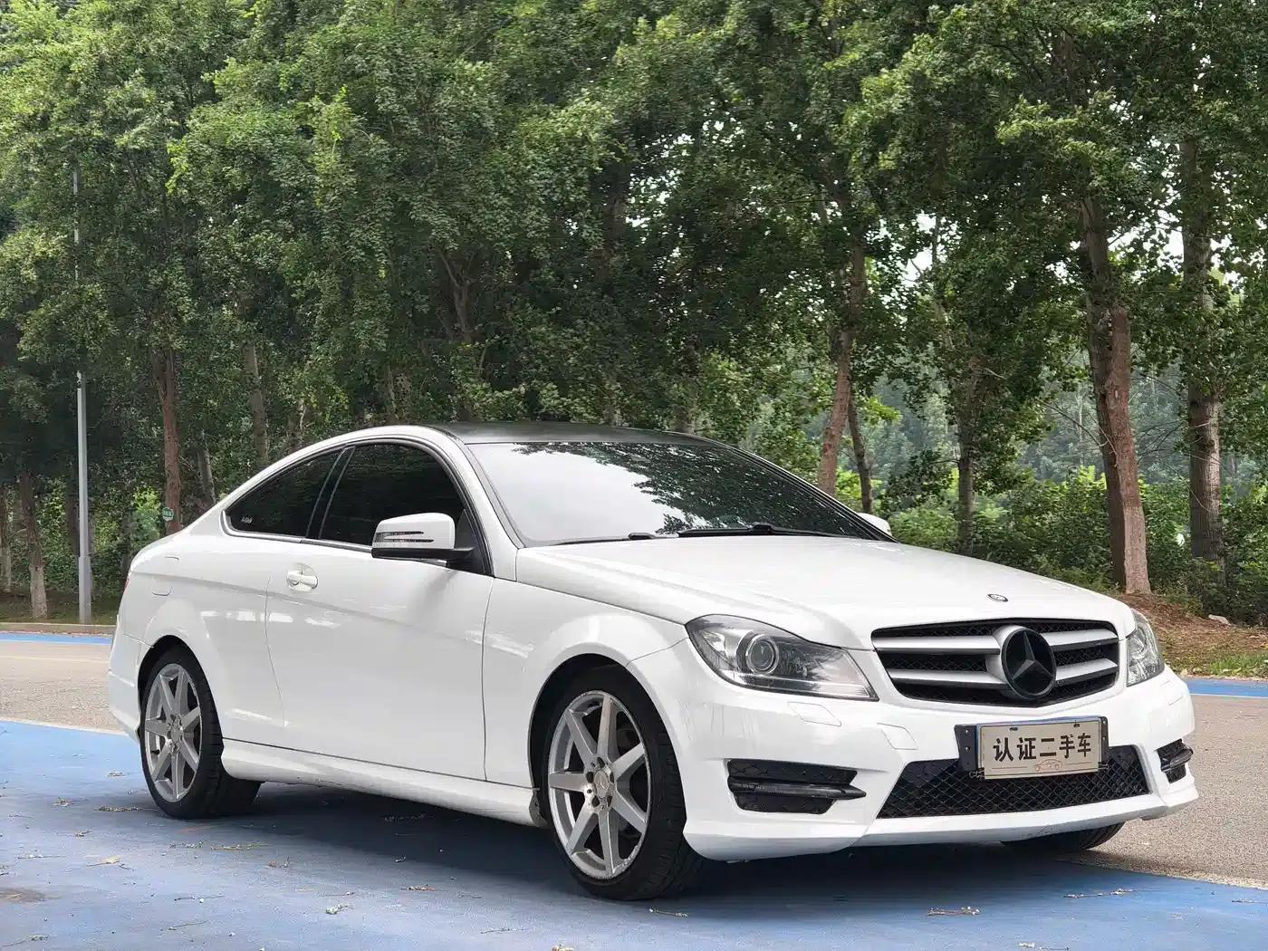 Imported Mercedes-Benz C-Class 2013 C 180 Coupe — миниатюра 3