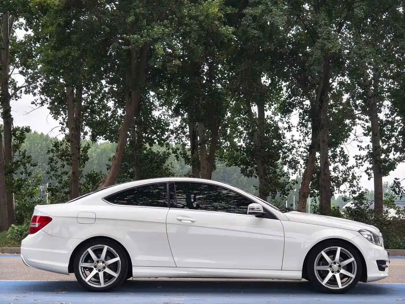 Imported Mercedes-Benz C-Class 2013 C 180 Coupe — миниатюра 4