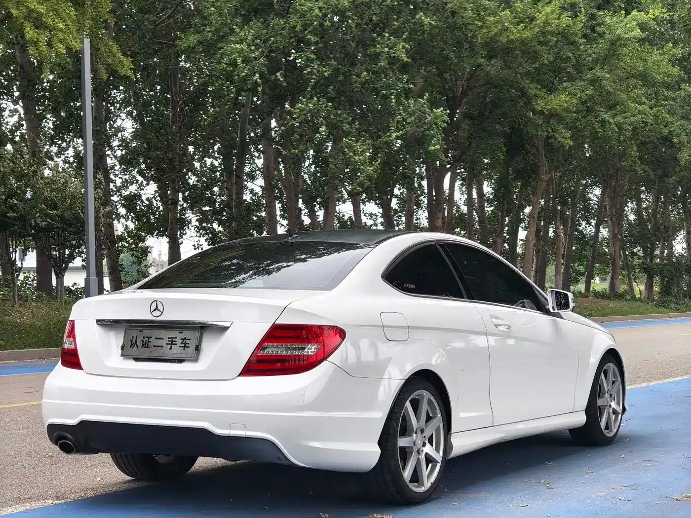Imported Mercedes-Benz C-Class 2013 C 180 Coupe — миниатюра 5