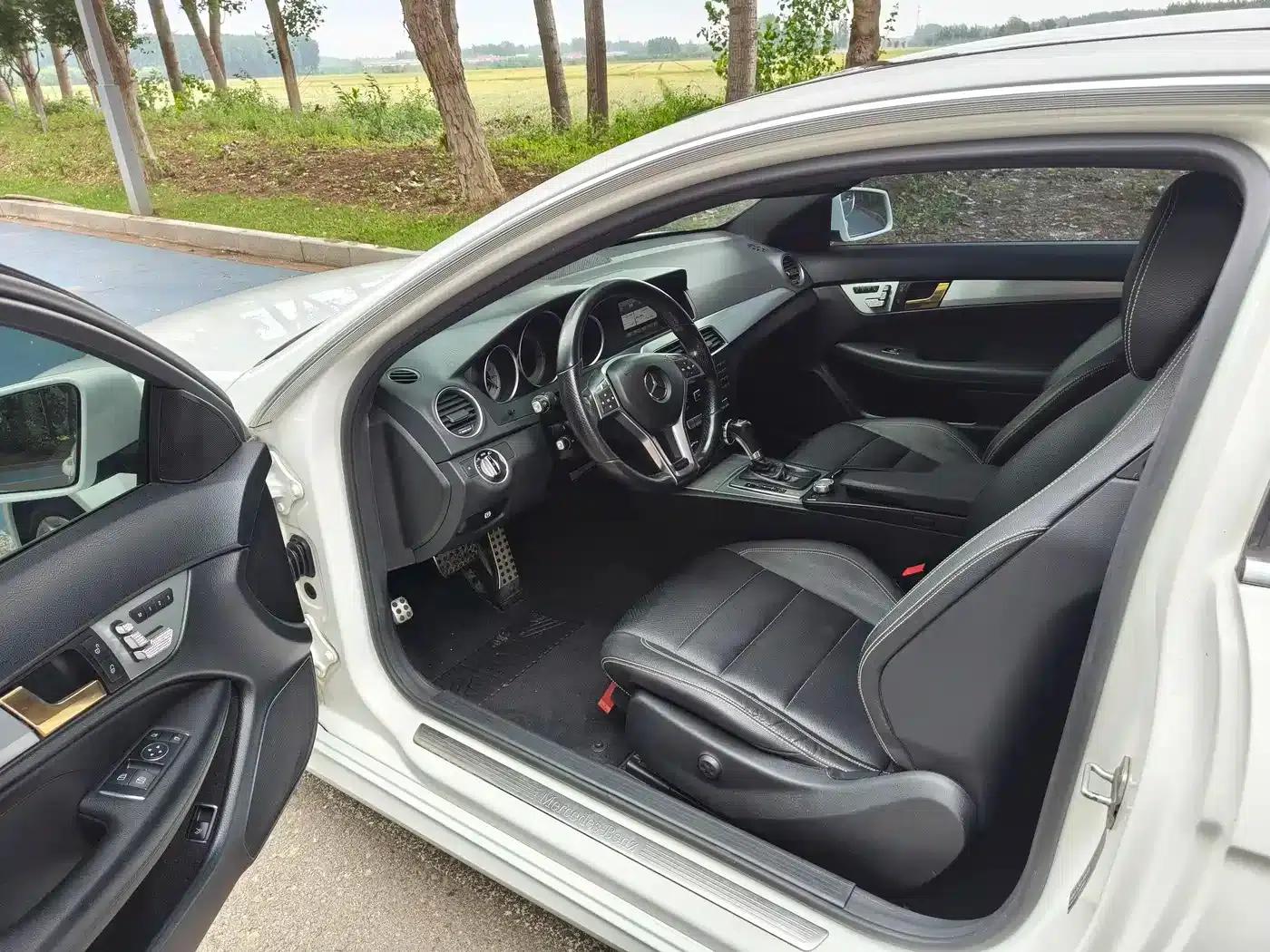 Imported Mercedes-Benz C-Class 2013 C 180 Coupe — миниатюра 10