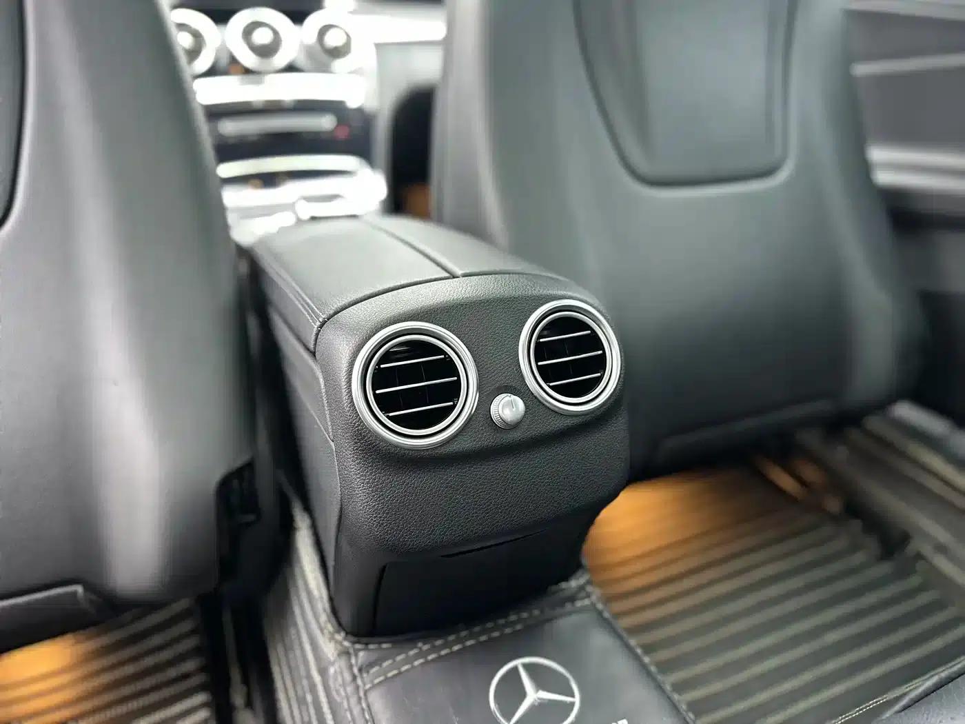 Imported Mercedes-Benz C-Class 2018 C 200 Coupe — миниатюра 13