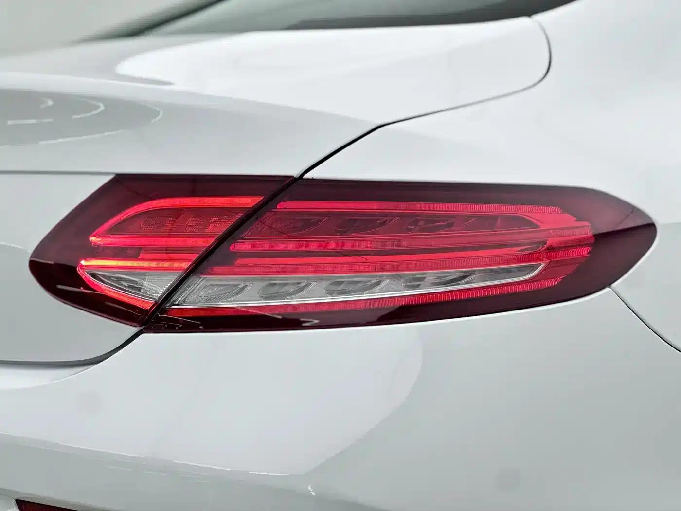 Imported Mercedes-Benz C-Class 2016 C 200 Coupe — миниатюра 17