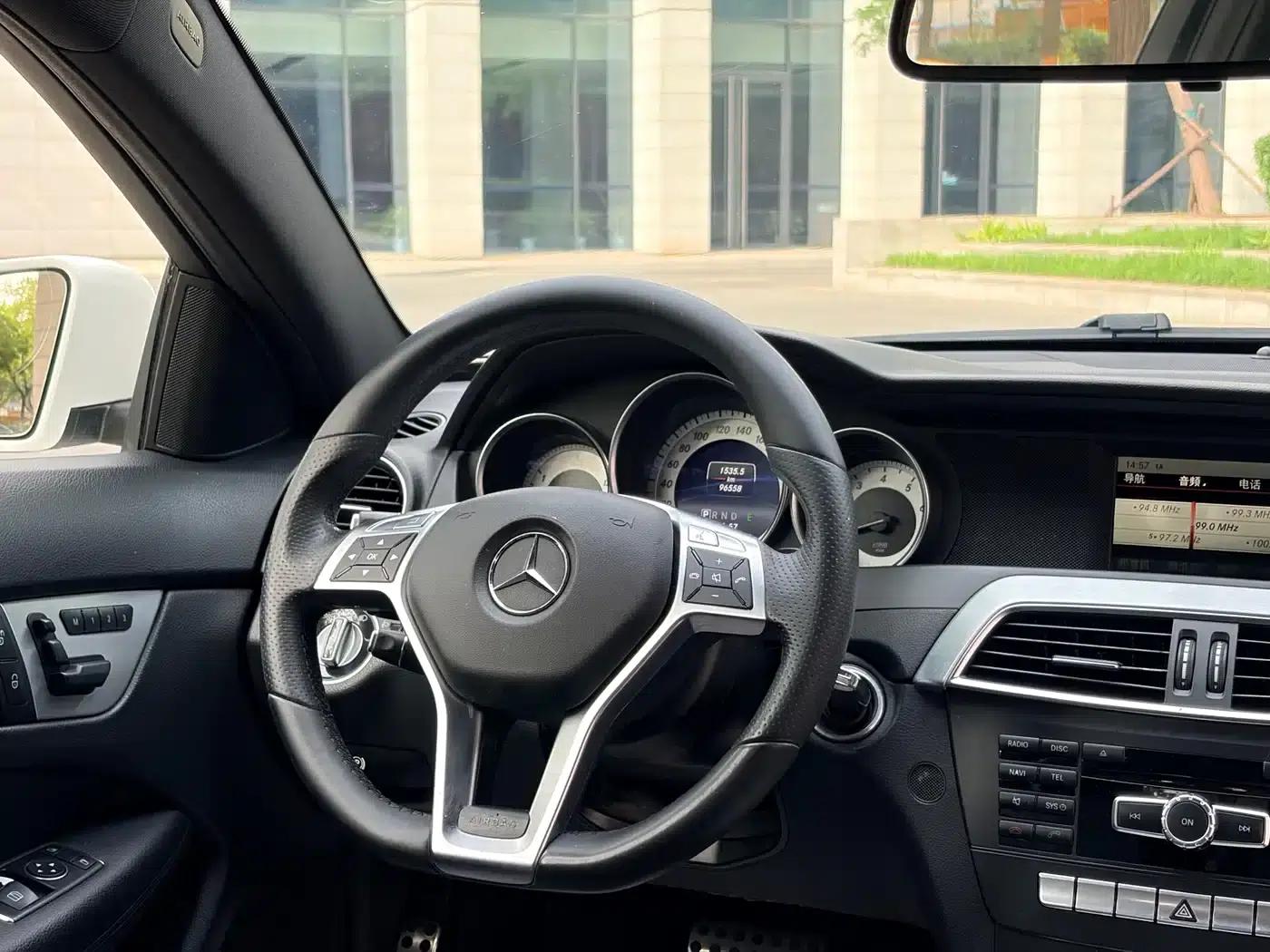 Imported Mercedes-Benz C-Class 2013 C 180 Coupe — миниатюра 11