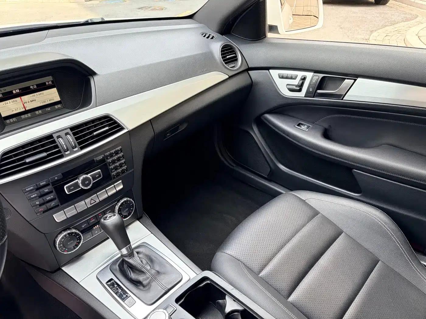 Imported Mercedes-Benz C-Class 2013 C 180 Coupe — миниатюра 13
