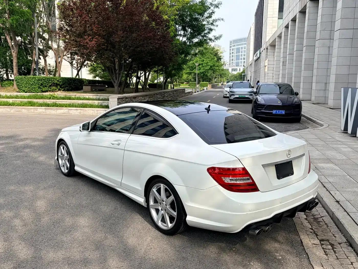 Imported Mercedes-Benz C-Class 2013 C 180 Coupe — миниатюра 4