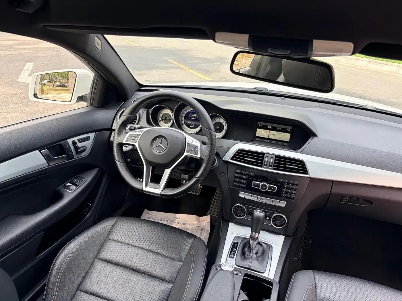 Imported Mercedes-Benz C-Class 2013 C 180 Coupe — миниатюра 9