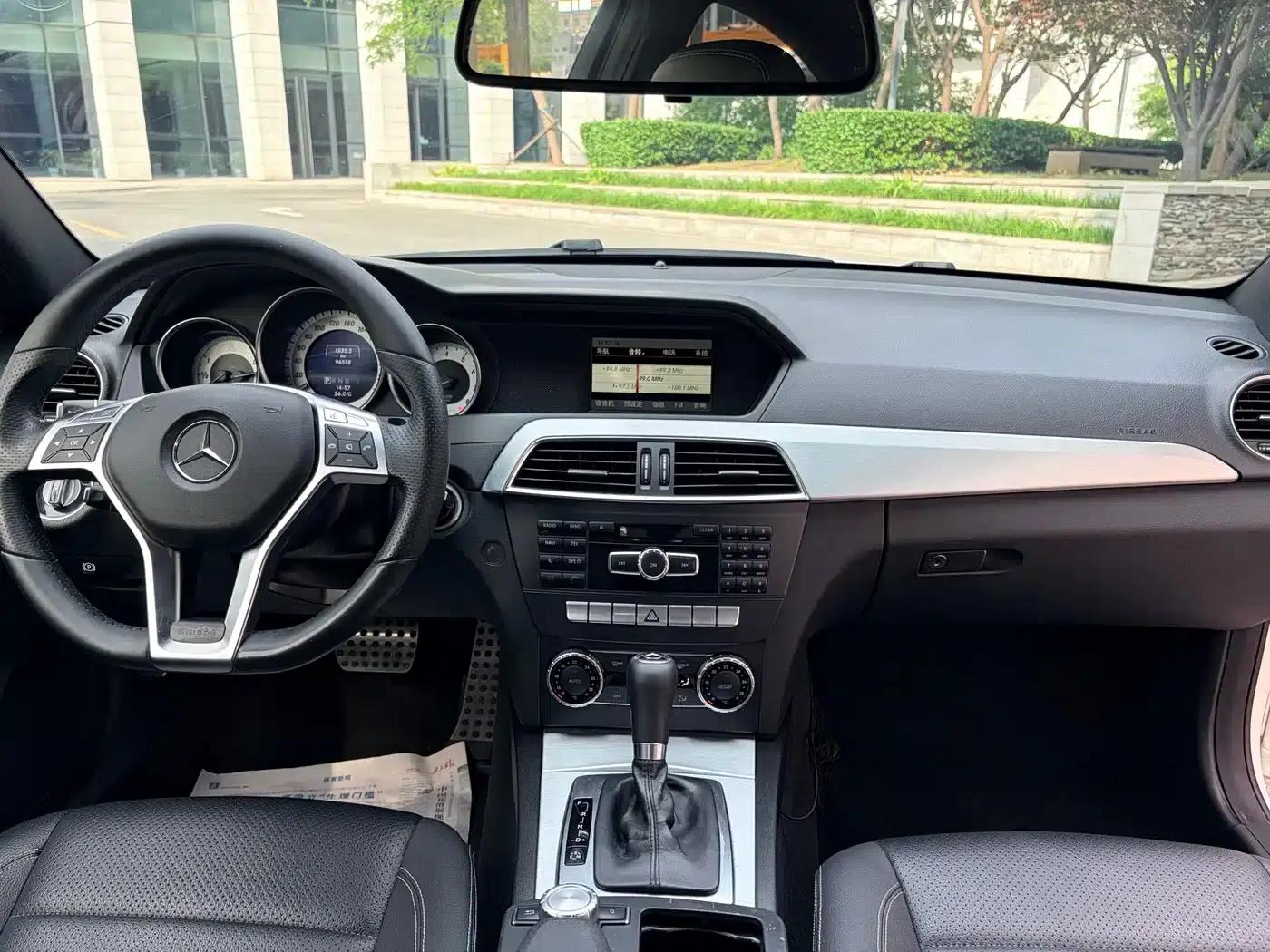 Imported Mercedes-Benz C-Class 2013 C 180 Coupe — миниатюра 10