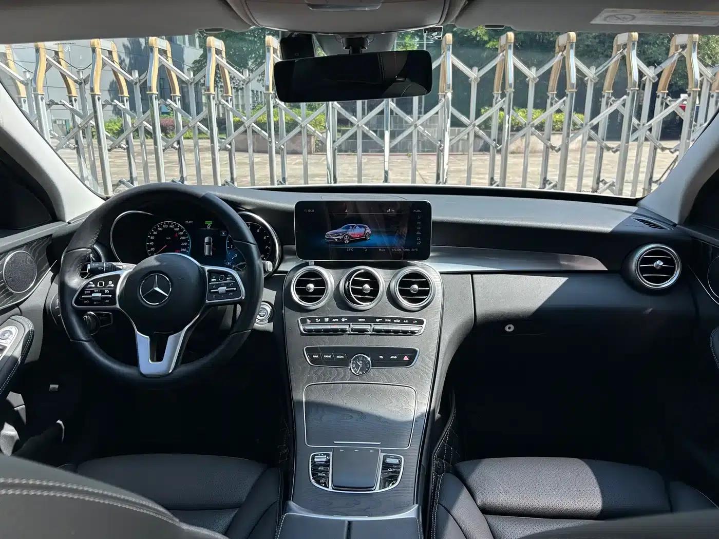 Imported Mercedes-Benz C-Class 2020 Facelift C 260 Estate — миниатюра 13